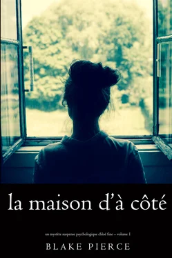 Blake Pierce La maison d’à côté обложка книги