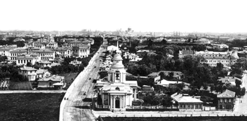 1900 г Вид с Воробьёвых гор на Большую Пироговскую улицу Слева комплекс - фото 22