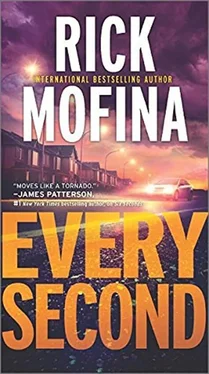 Rick Mofina Every Second обложка книги