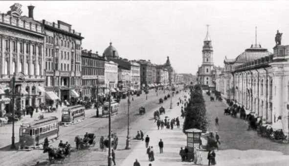 On the fateful day when the unscrupulous enemy declared war on Russia the - фото 9