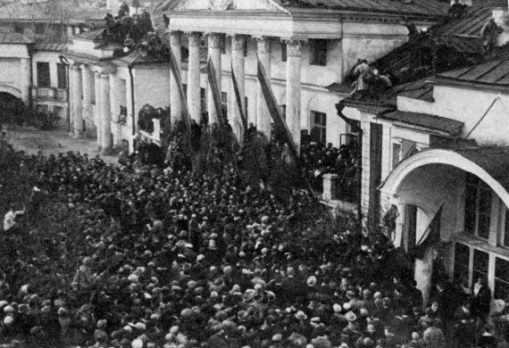Похороны В Маяковского 17 апреля 1930 г Сестра заразила меня Маяковским до - фото 35