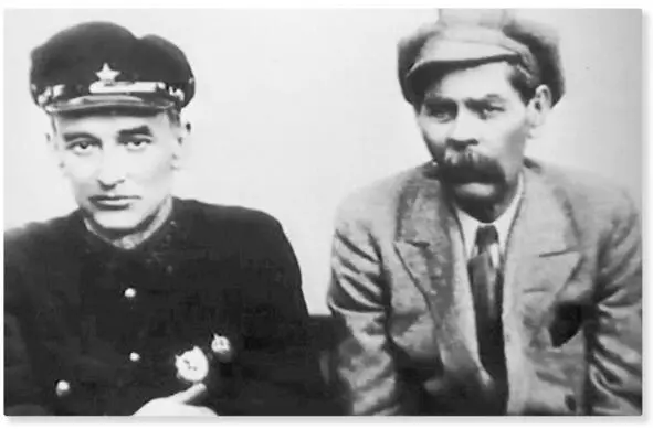 Чекист руководитель Спецотдела ВЧК Глеб Бокий и агент влияния Максим Горький - фото 43