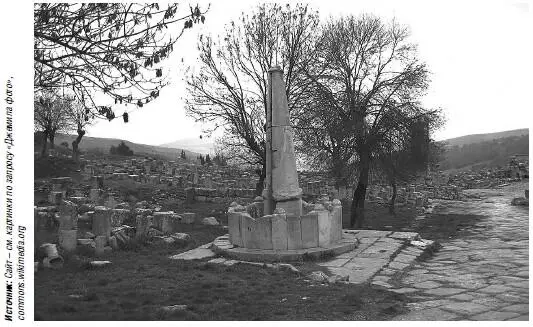 Знаменитый фонтан в Джемиле известный в древности как Кикул Расположен на - фото 111