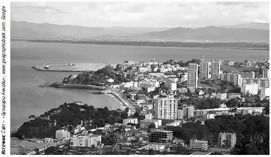 Общий вид Аннабы Приехавшие с энтузиазмом везде строят бидонвили Образование - фото 84