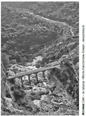 Мост Водопадов Арабские памятники архитектуры представлены в Константине рядом - фото 92