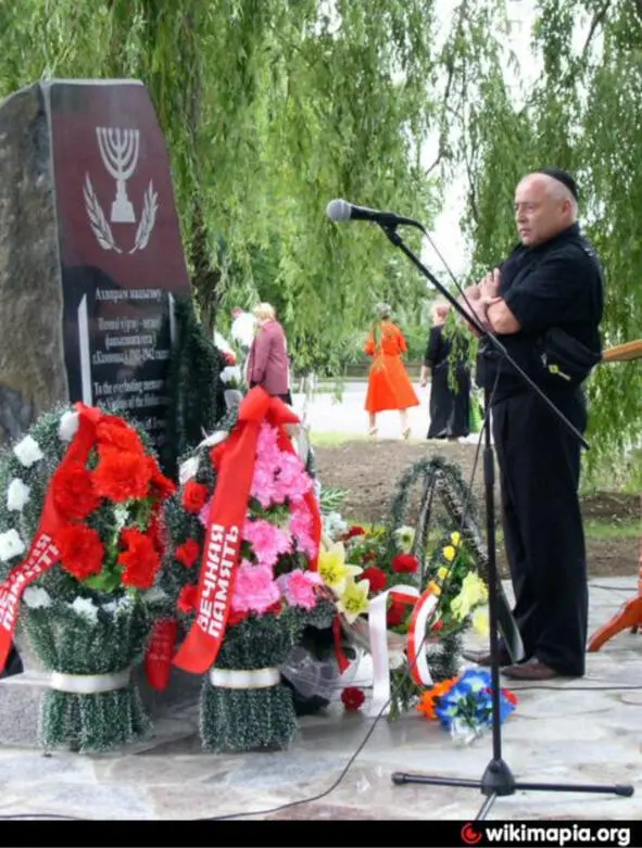 Памятник евреям Каменца погибшим в годы германскосоветской войны Источник - фото 43