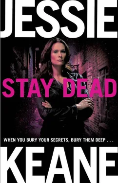 Jessie Keane Stay Dead обложка книги