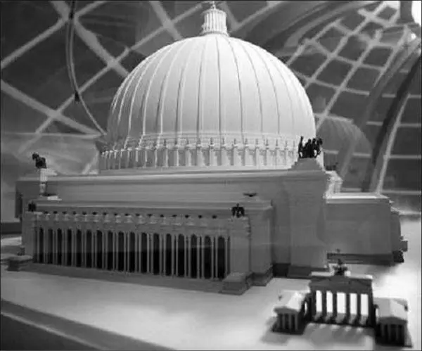 Модель Купольного дворца в Берлине арх А Шпеер 1938 г На первом плане - фото 33