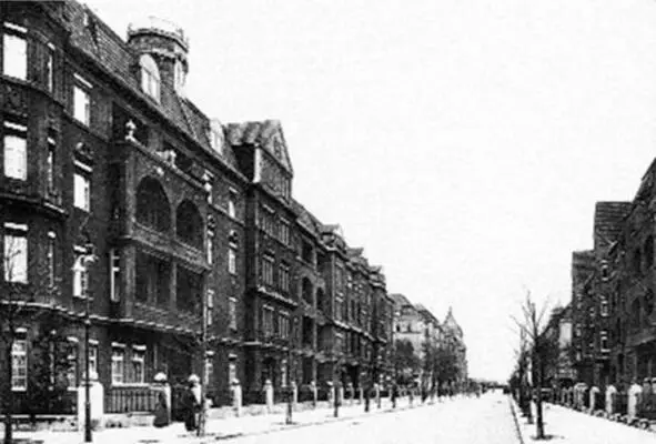Улица Шарлоттенбрюнер в Берлине где жил С Дубнов Источник - фото 14