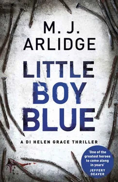 M. Arlidge Little Boy Blue обложка книги