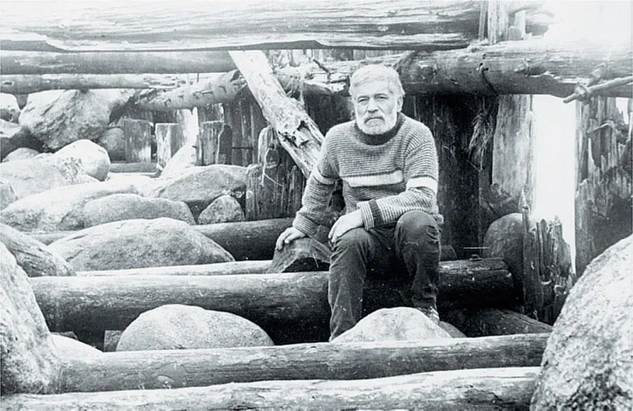 Дмитрий Плавинский в Энгуре Латвия 1983 год Фотография из архива Марии - фото 28