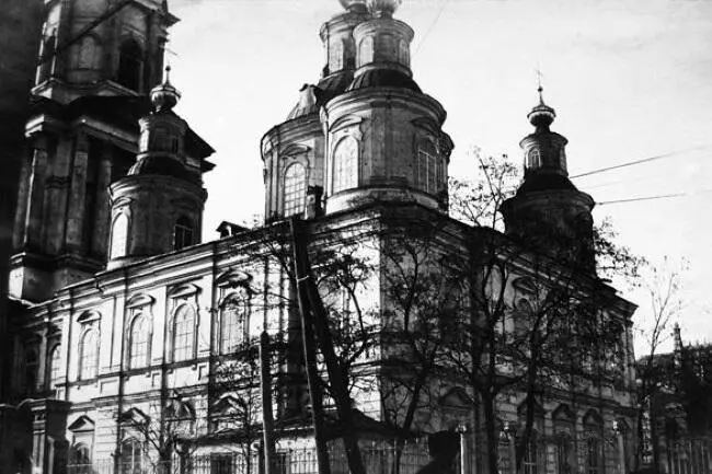 Успенский собор фото С Таранушенко 1914 г В 1805 году по указу харьковского - фото 7