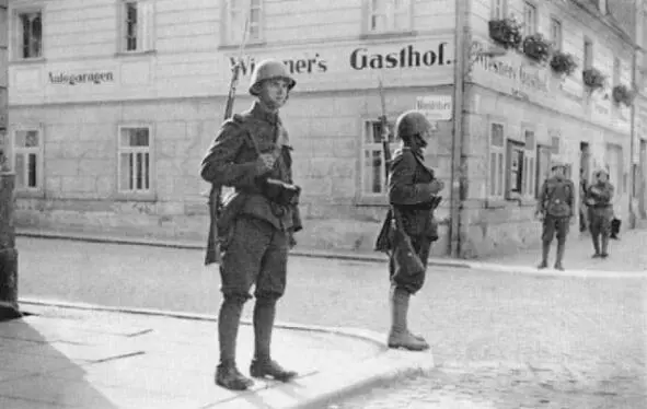 Сопротивление Вермахту оказывает лишь один гарнизон Чехии с командиром - фото 3
