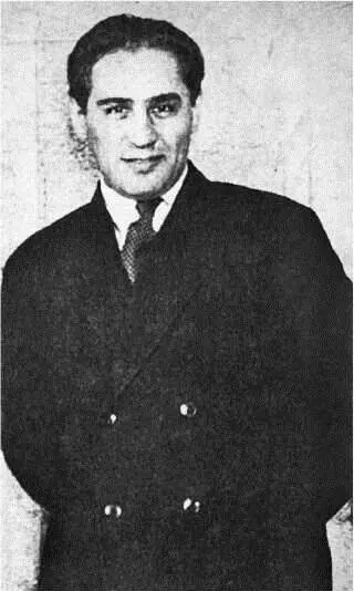 Павел Судоплатов в Берлине 1935 год Я сумел войти в доверие к Коновальцу - фото 20