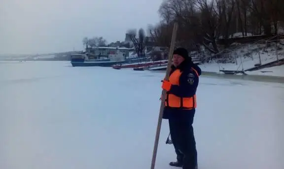 И как тут работать Ну раз взялись то не бросишь Иду в воду а Олег - фото 8