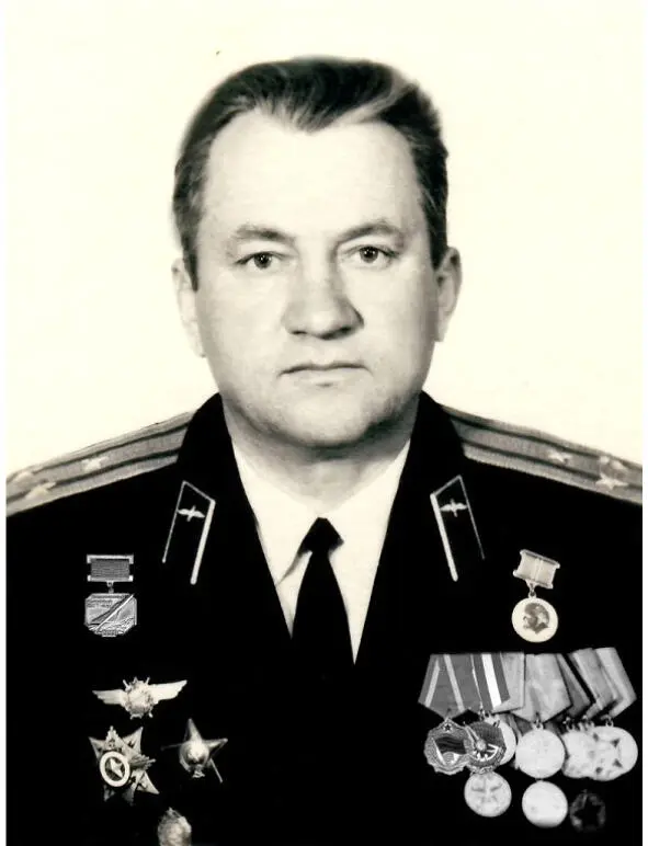 Полковник А И Тимофеев А сколько афоризмов он изрекал за день Жалко сейчас - фото 9