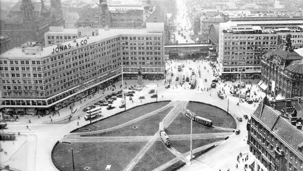 Берлин Александрплац 1930е Яков Басин По рассказам свою первую мелодию - фото 20