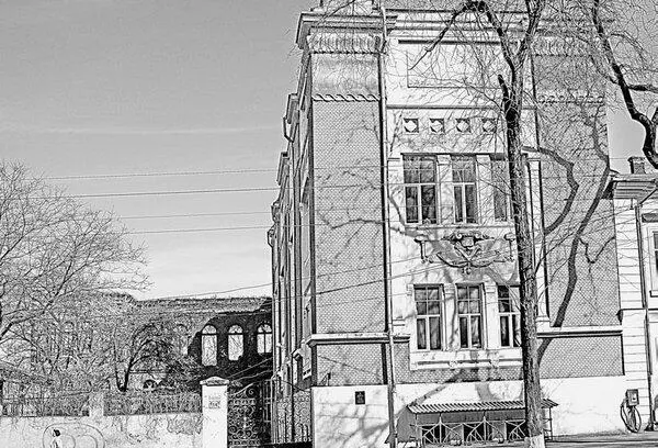 Целое и разрушенное здания Художественного училища Главный корпус Нархоза - фото 152