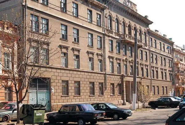 Бывший Главный корпус Гидромета Мясной магазин Три поросёнка Часовня на - фото 200