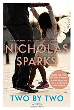 Nicholas Sparks Two by Two обложка книги