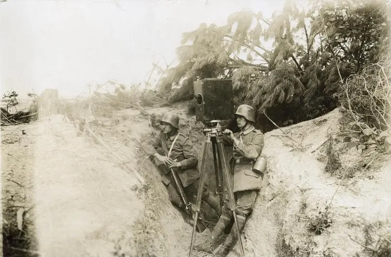 Немецкие военные операторы на западном фронте Июнь 1917 Работе гражданских - фото 2