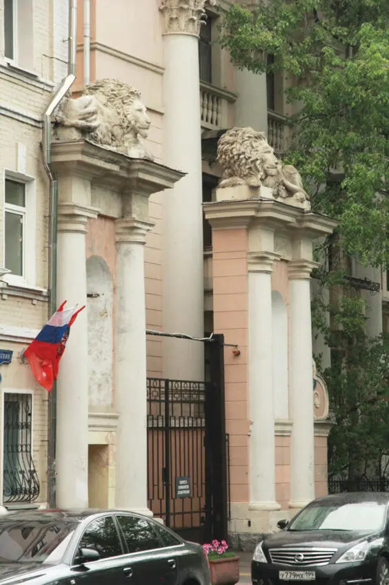 Дом со львами Наконец моё визуальное знакомство с Гришиным произошло когда - фото 6