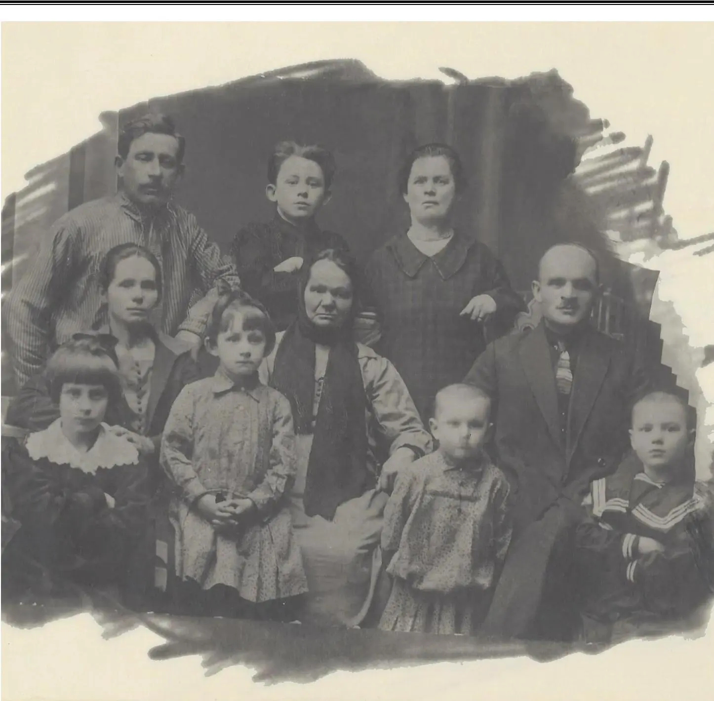 Семья Дыниных и Лосевых 07 мая 1921 г В верхнем ряду слева направо Дынин - фото 2