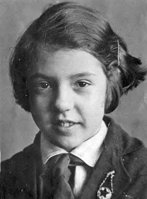 Таня пионерка 1940 Но мудрая Шуня слава богу не позволила это сделать - фото 17