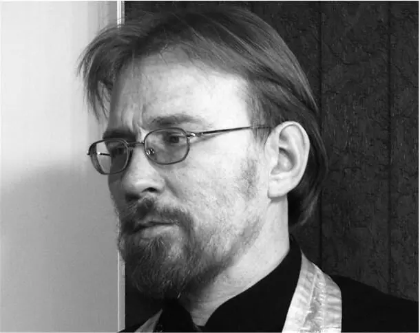 Сергей Круглов родился в 1966 году служит православным священником в г - фото 1