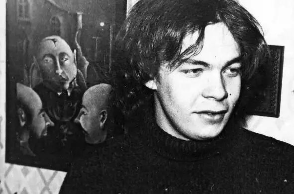 Поэт и барабанщик Ноева Ковчега Леонид Чертов На заднем плане картина Т - фото 10
