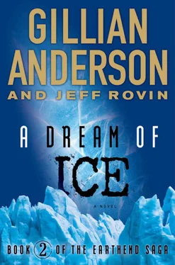 Gillian Anderson A Dream of Ice обложка книги