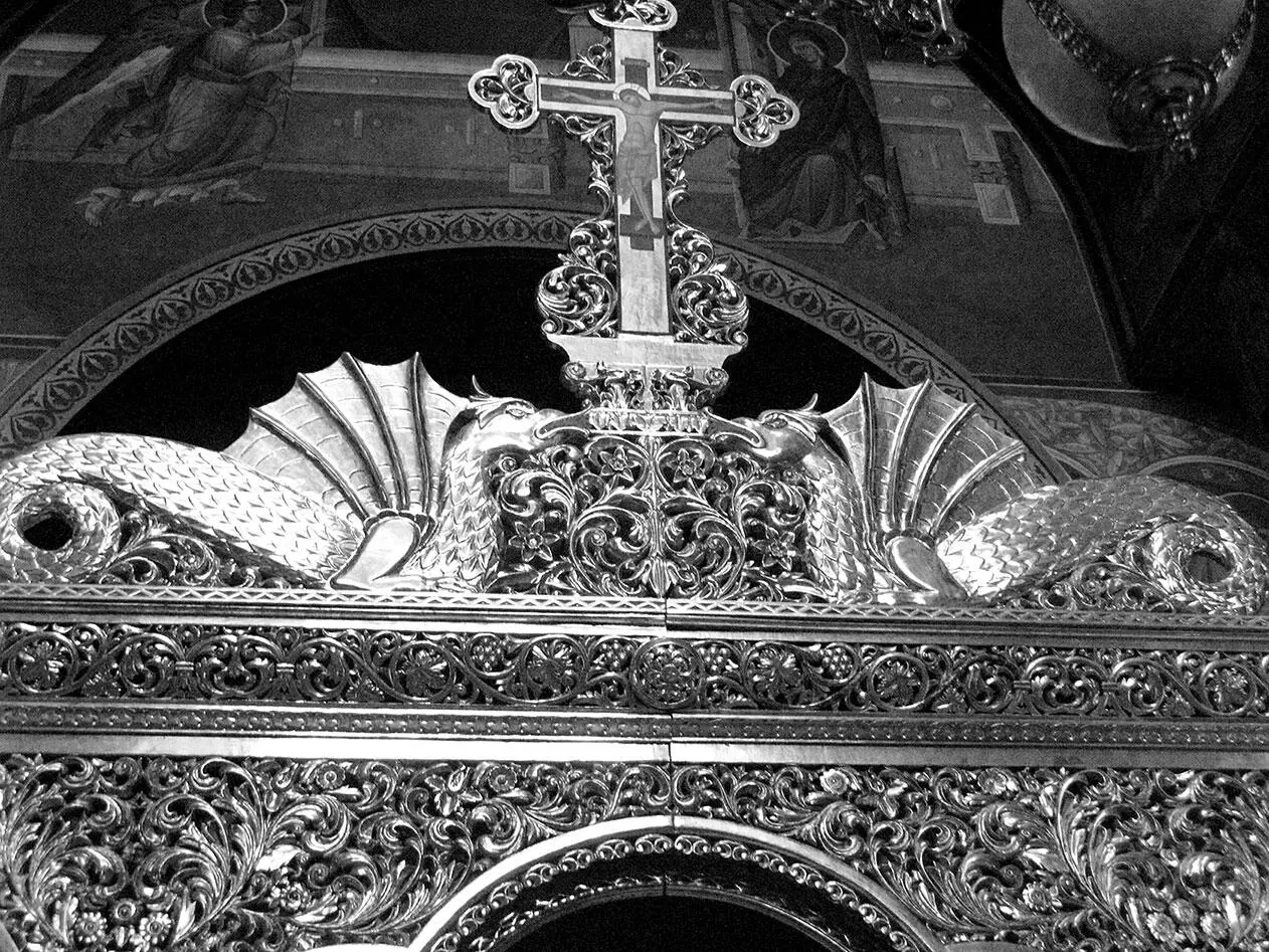 Рис 37 На верху иконостаса христианской церкви греческого города Салоники - фото 37