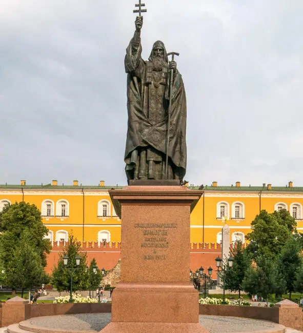 Памятник Патриарху Ермогену Обелиск в честь 300летия царствования Романовых - фото 9
