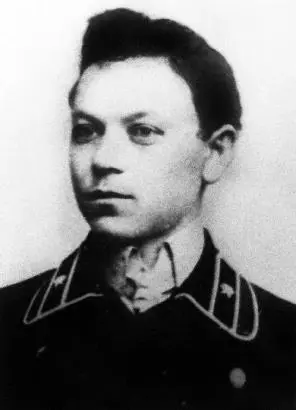 И Савин почтальон полка Участник восстания Самурского полка Комендант - фото 11