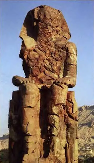 Южный Колосс Фотография 2002 года Северный Колосс Фотография 2000 года - фото 273