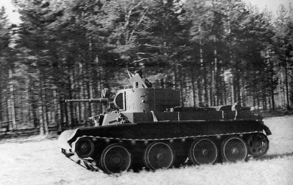 Т26 в атаке Младшие специалисты командиры танков механикиводители - фото 11