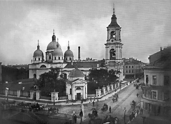 Вознесенская церковь Еще при Петре I для рабочих Адмиралтейства поставили в - фото 6