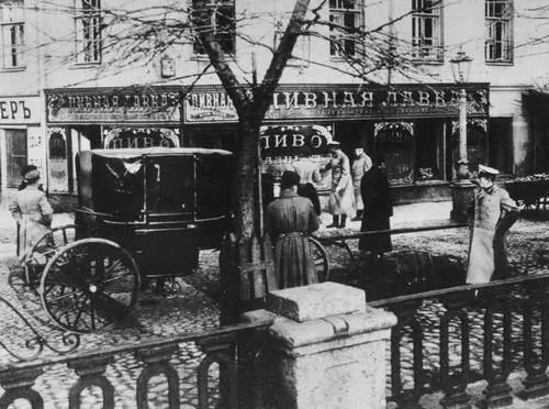 Полиция на месте экспроприации в Фонарном переулке14 октября 1906 г Наталья - фото 47
