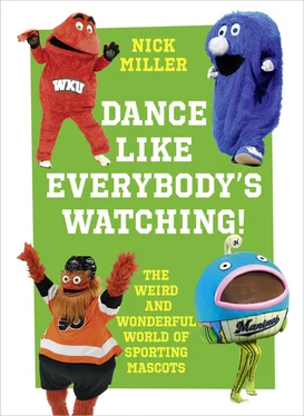 Nick Miller Dance Like Everybody’s Watching!: The Weird and Wonderful World of Sporting Mascots обложка книги
