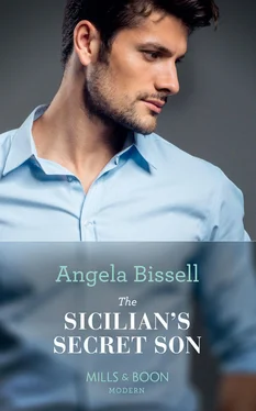 Angela Bissell The Sicilian's Secret Son обложка книги