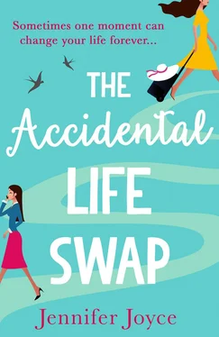 Jennifer Joyce The Accidental Life Swap обложка книги