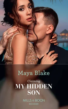 Maya Blake Claiming My Hidden Son обложка книги