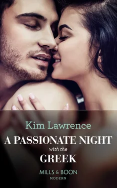 KIM LAWRENCE A Passionate Night With The Greek обложка книги