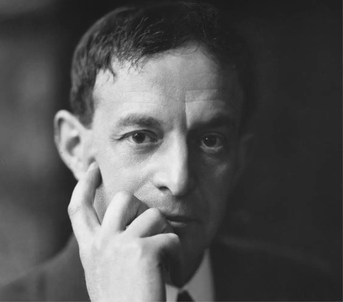 Photo Walter de la Mare Hulton DeutschContributor via Getty Images We must - фото 20