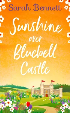 Sarah Bennett Bluebell Castle обложка книги