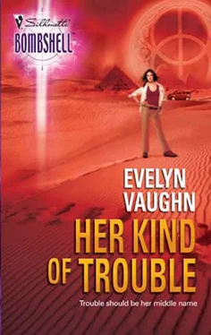 Evelyn Vaughn Her Kind Of Trouble обложка книги