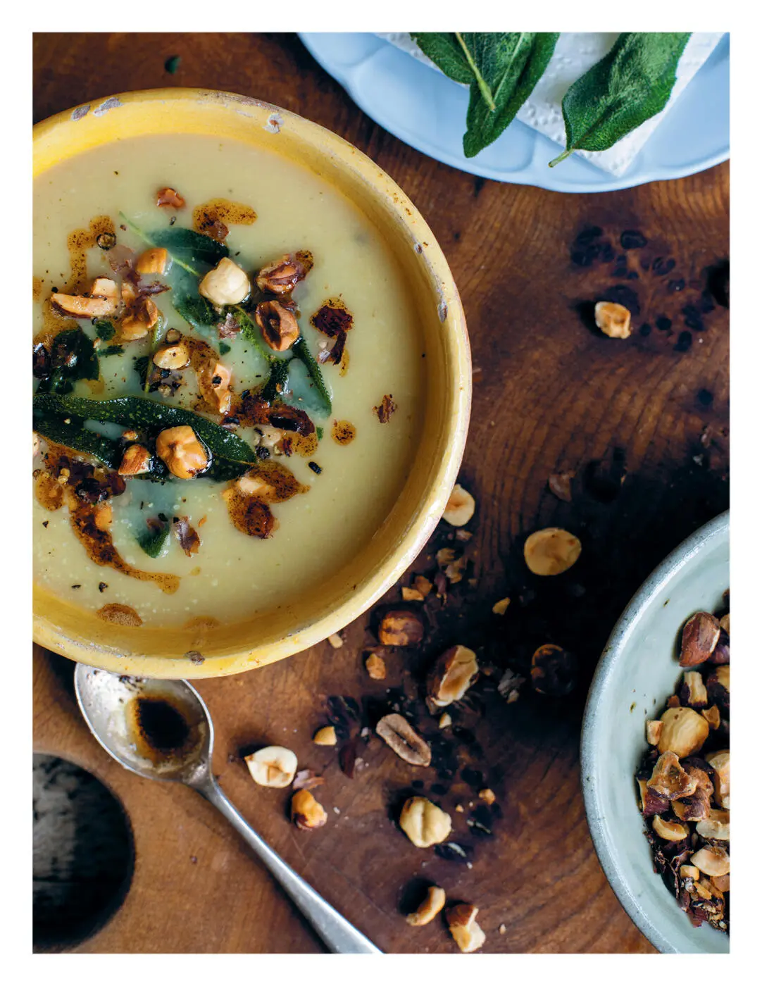 Celeriac soup with hazelnuts and crispy sage Celeriac is an underused star I - фото 14