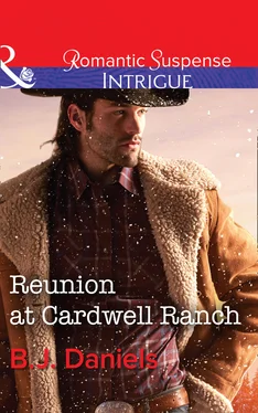 B.J. Daniels Reunion At Cardwell Ranch обложка книги