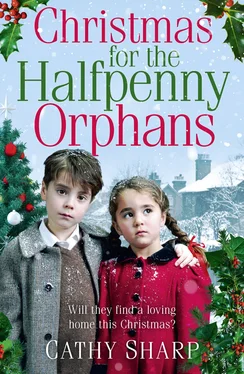 Cathy Sharp Christmas for the Halfpenny Orphans обложка книги