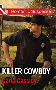 Carla Cassidy Killer Cowboy обложка книги